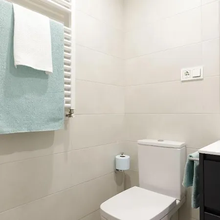 Apartamento Cangas Del Narcea II * 坎加斯德尔纳尔塞亚
